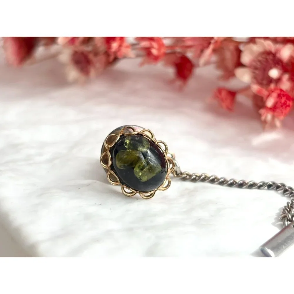 Faux Green Stone Scalloped Edging Silver Toned Vintage Men's Tie Tack